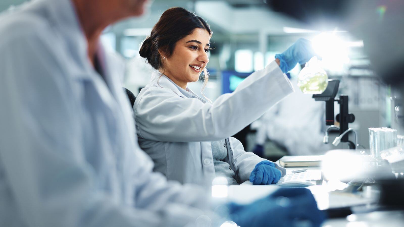 Why Extractables and Leachables Matter in Pharma Risk Assessments