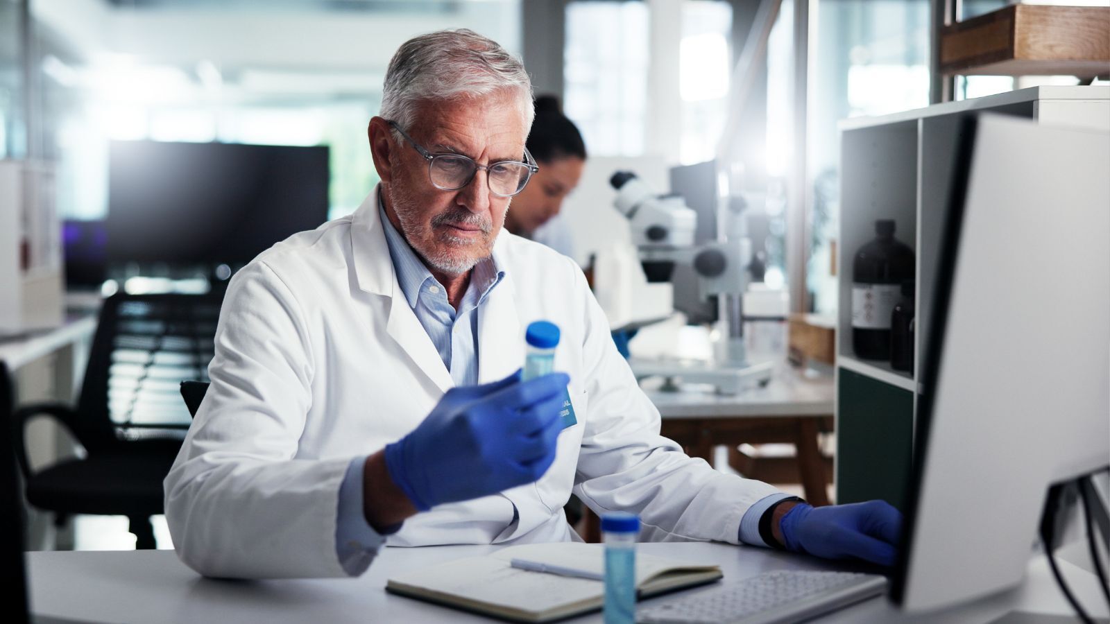 Preparing for an Extractables and Leachables (E&L) Risk Evaluation: Key Topics to Consider