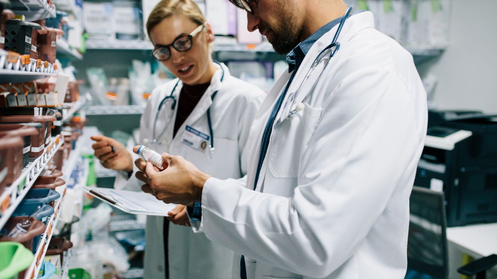 合规性放行总监 (QP) & 负责人员 (RP)